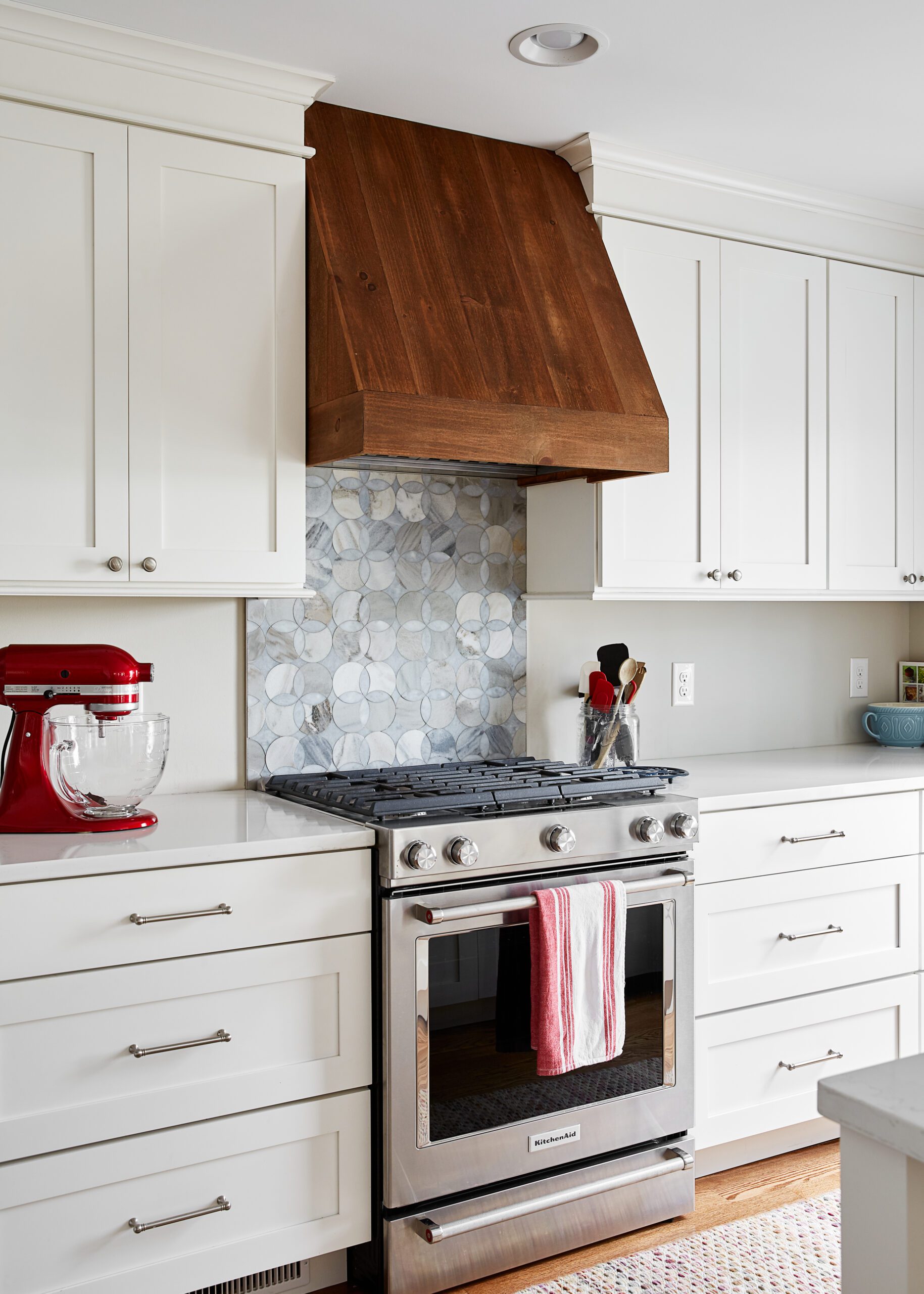 Traditional Farmhouse Kitchen Remodel by Boardwalk Builders Inc project photo 2